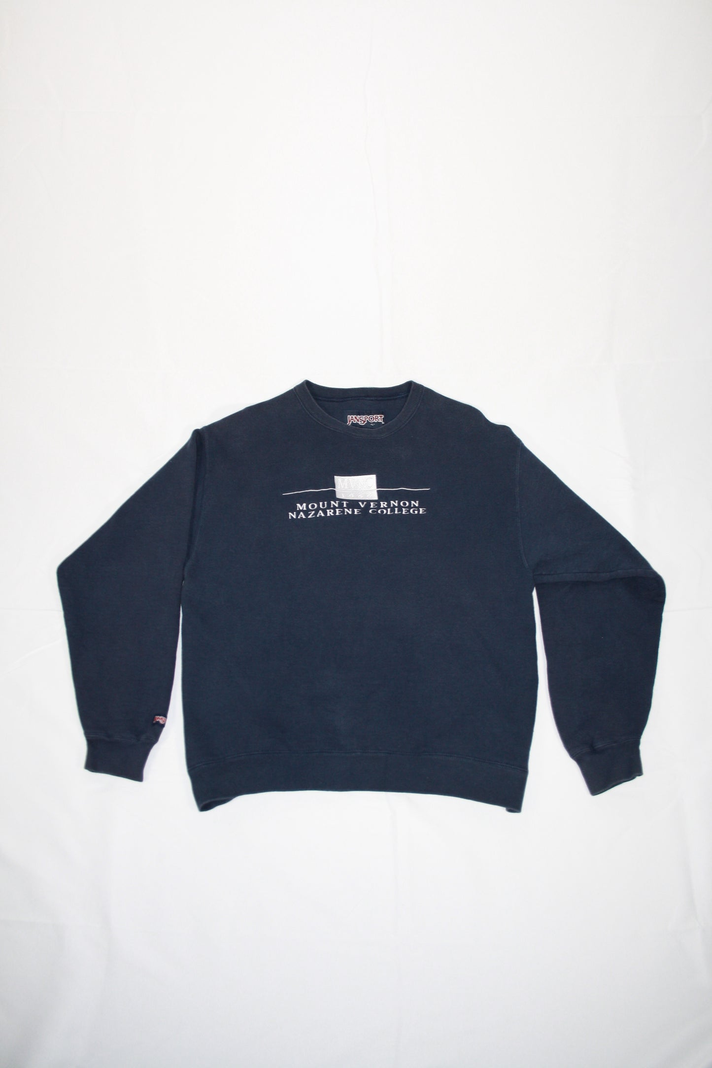 Vintage Mount Vernon Nazarene College Embroidered Sweater (L)