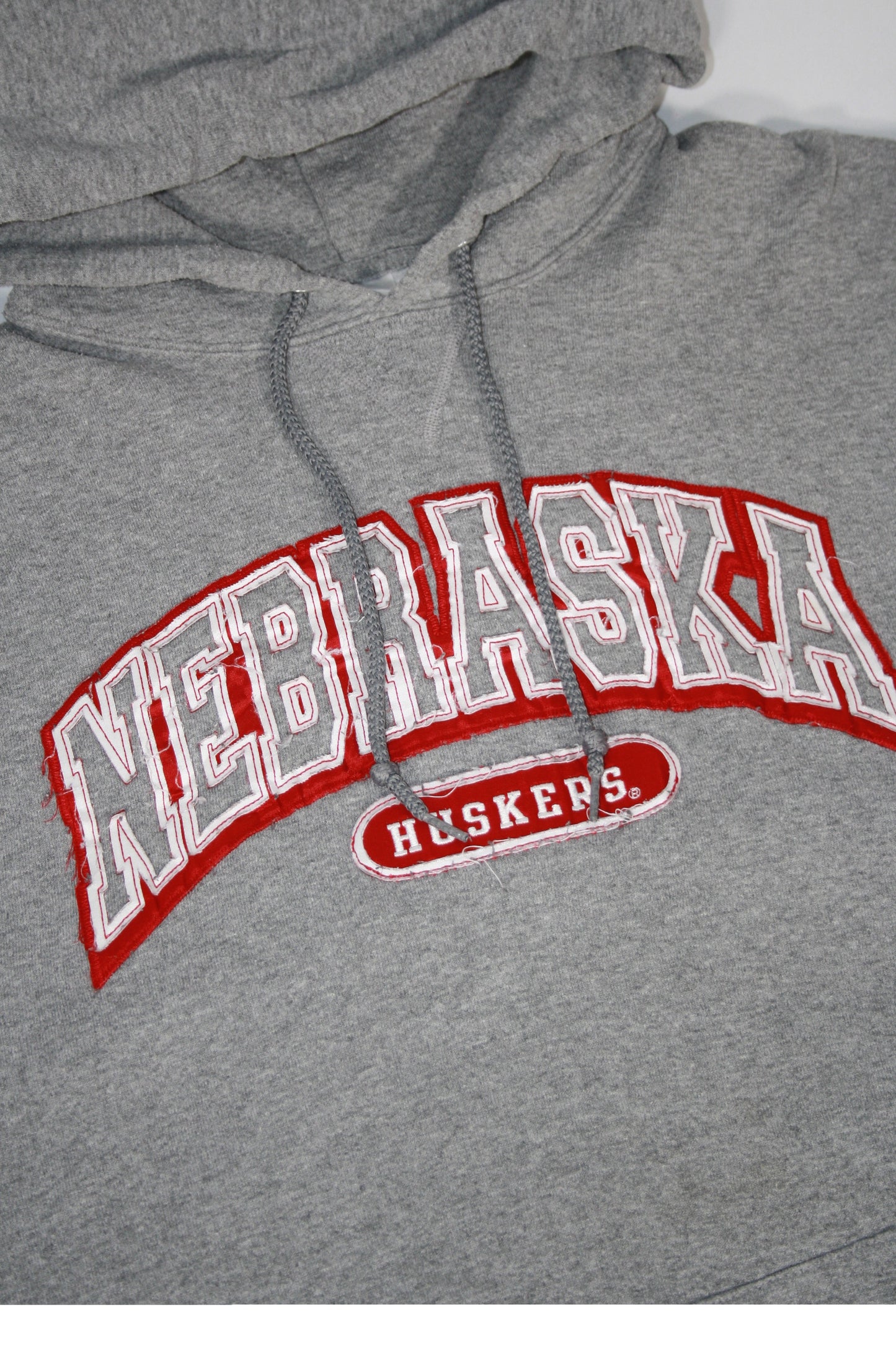 Vintage Nebraska Huskers Embroidered Hoodie (XL)