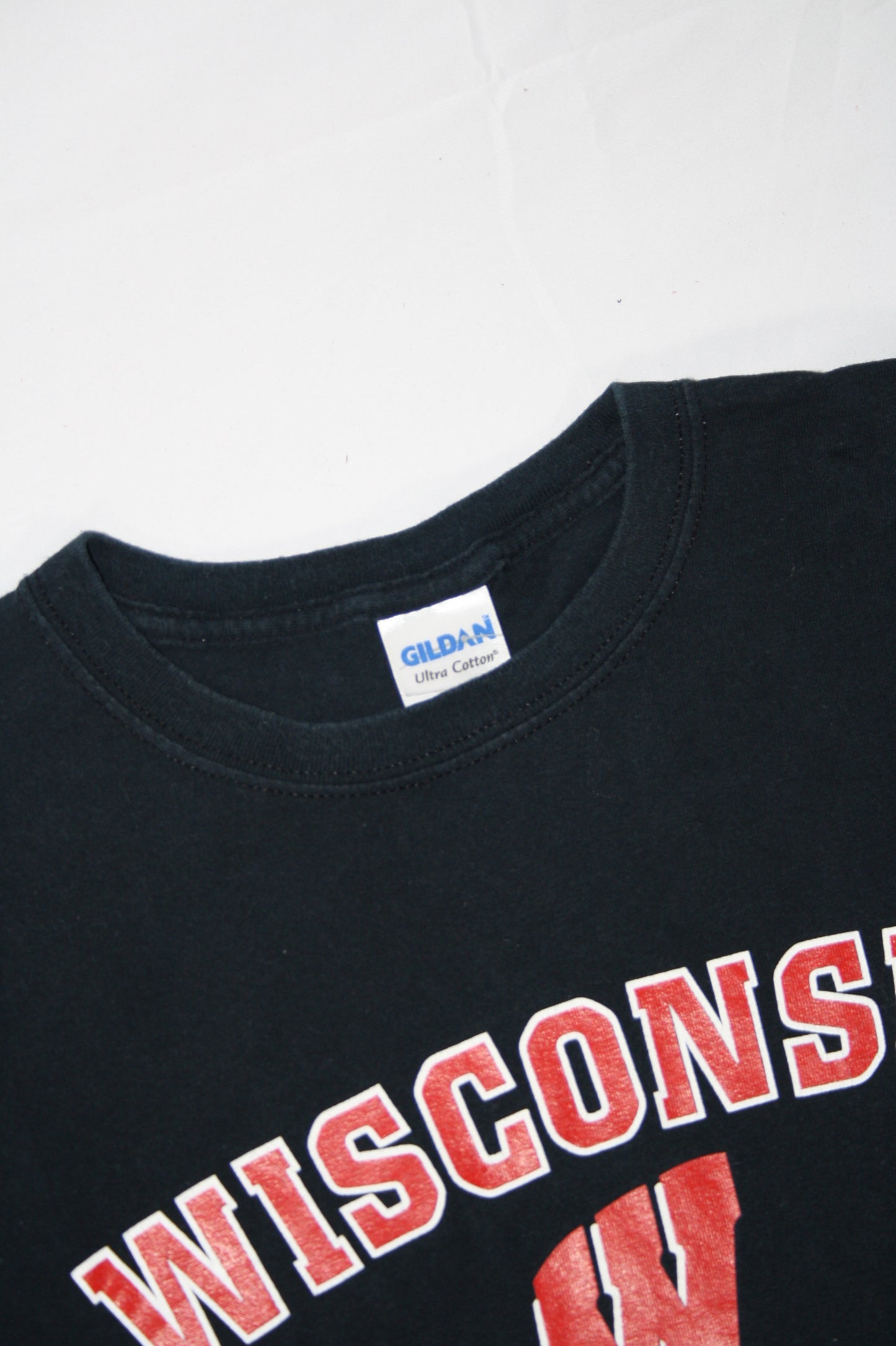 Vintage Wisconsin Basketball Printed Tee (XL)