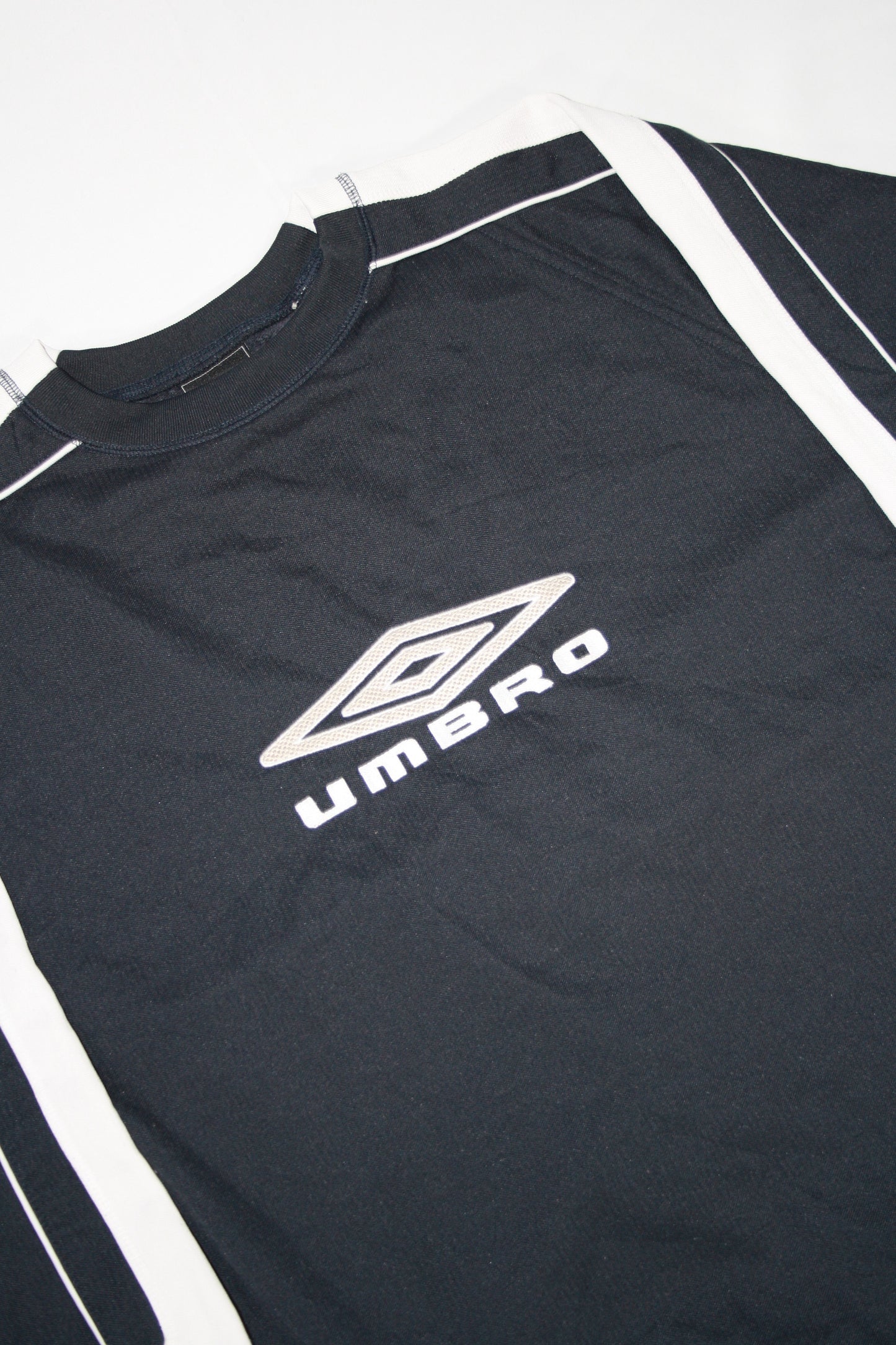 Vintage Umbro Embroidered Sweater (L)