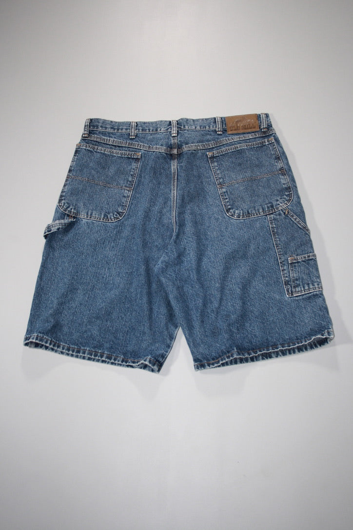 Vintage Old Mill Shorts (38)