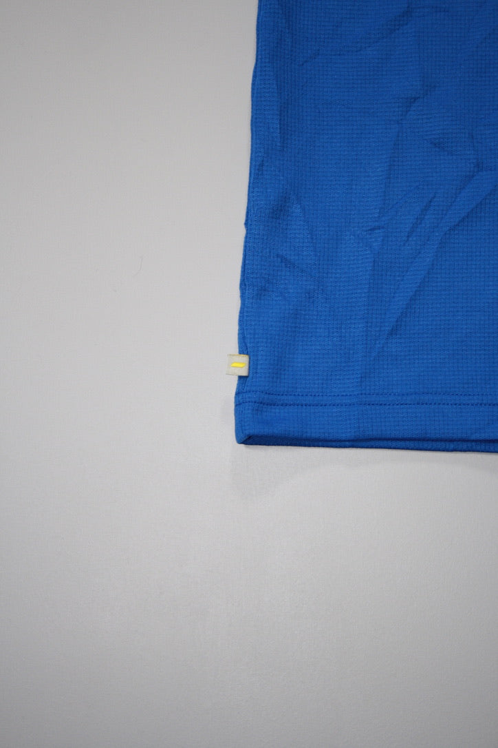 Vintage 2000's Reebok Mesh Embroidered Tee (M/L)