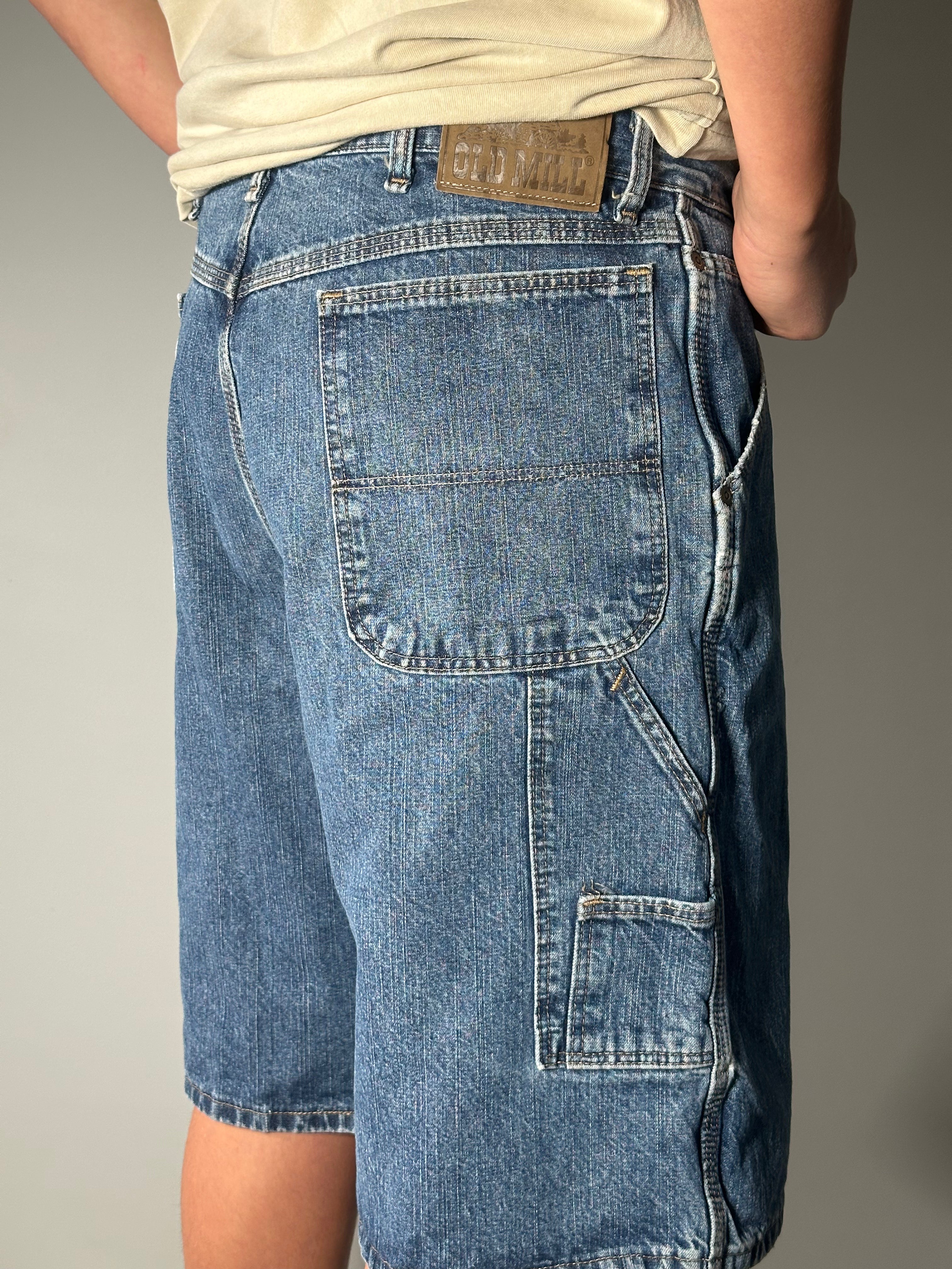 Vintage Old Mill Shorts (38)