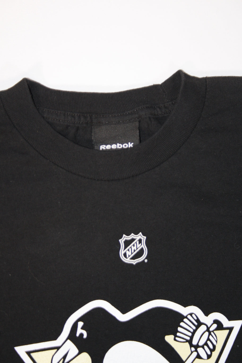 Vintage NHL Penguins 'Fleury' Printed Tee (M/L)