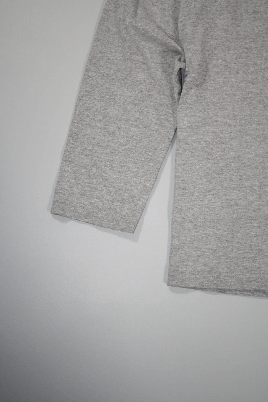 Vintage Guess Jeans Printed Long Sleeve (L)