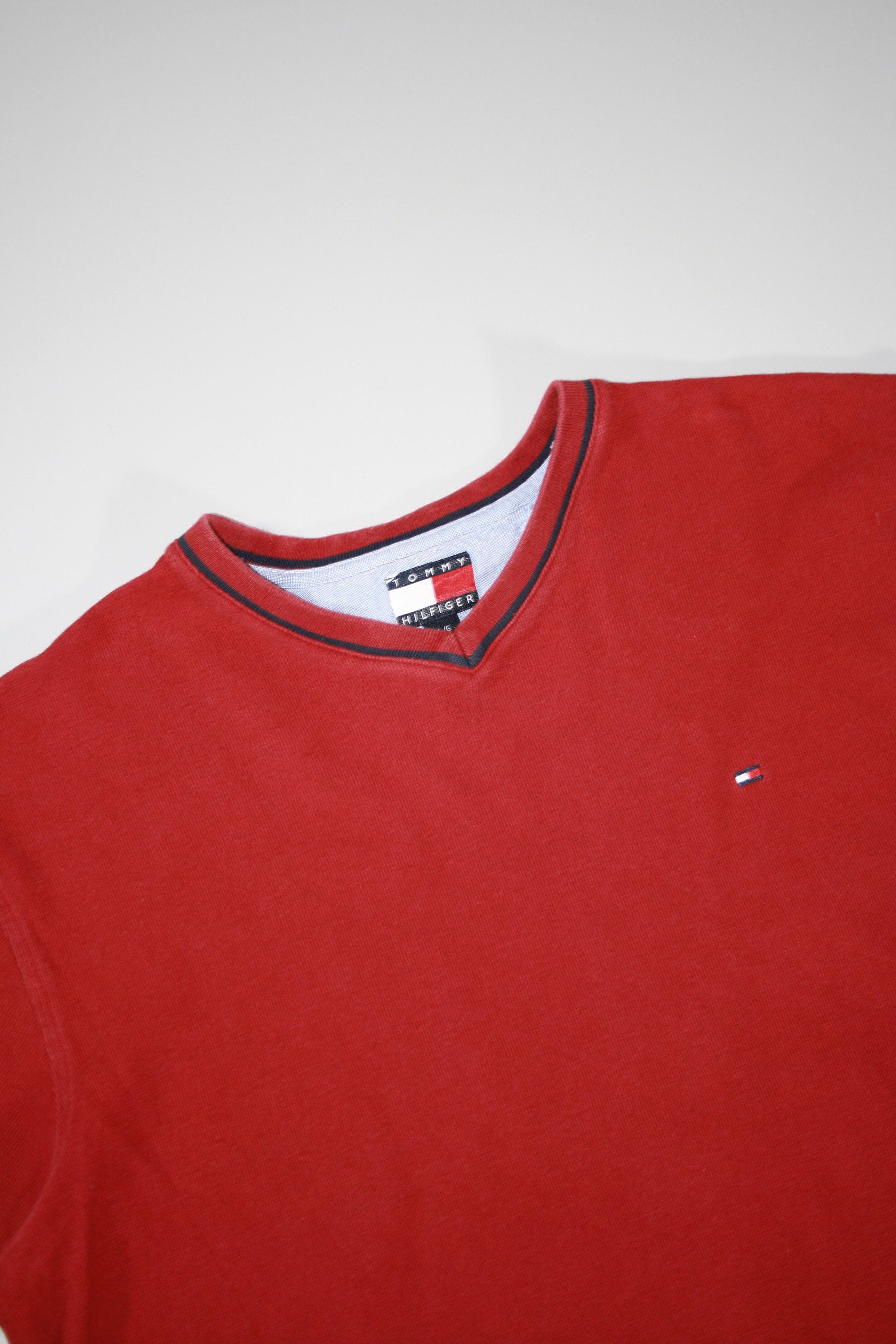 Vintage Tommy Hilfiger Embroidered Tee (L)