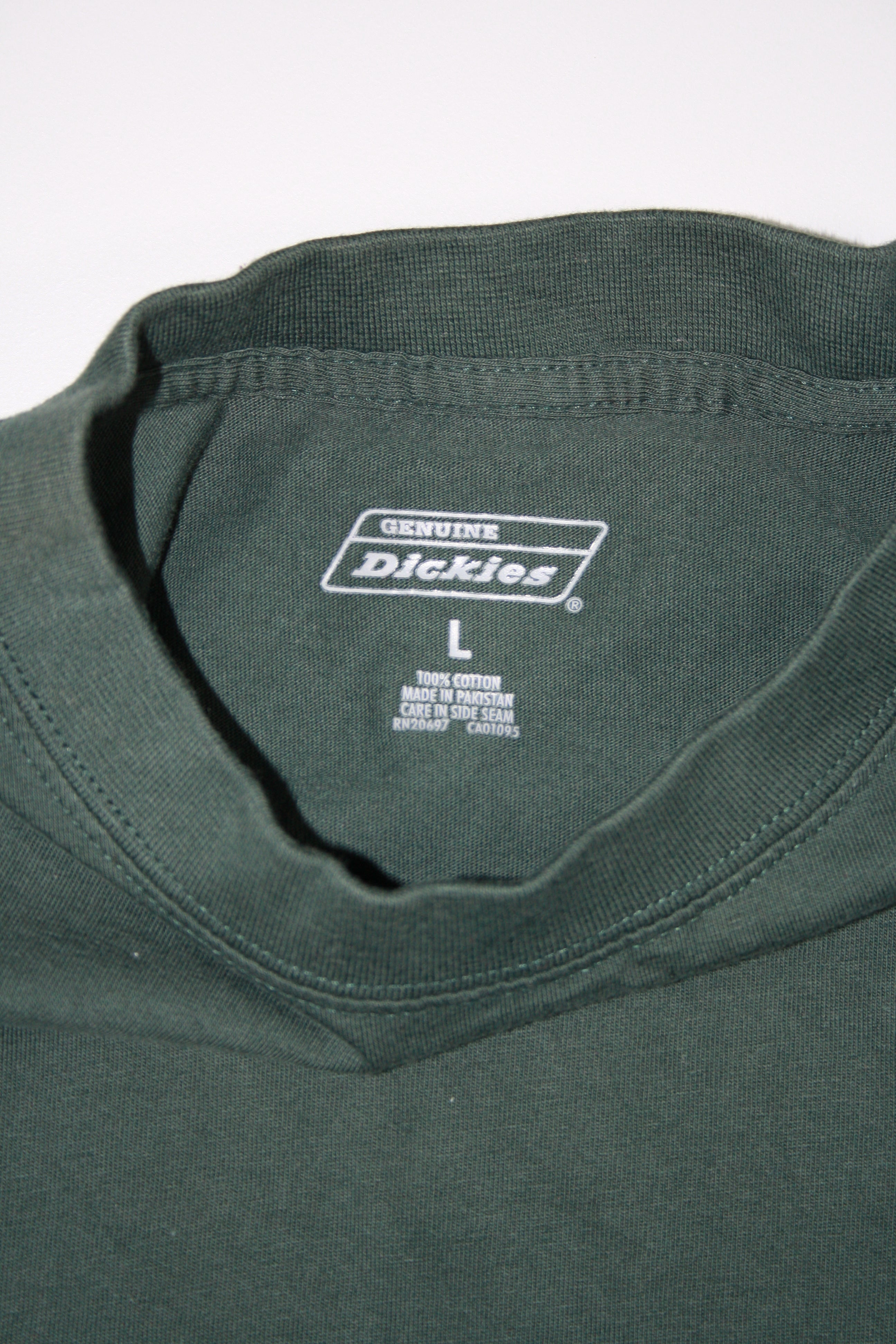 Vintage Dickies Classic Pocket Tee (L)