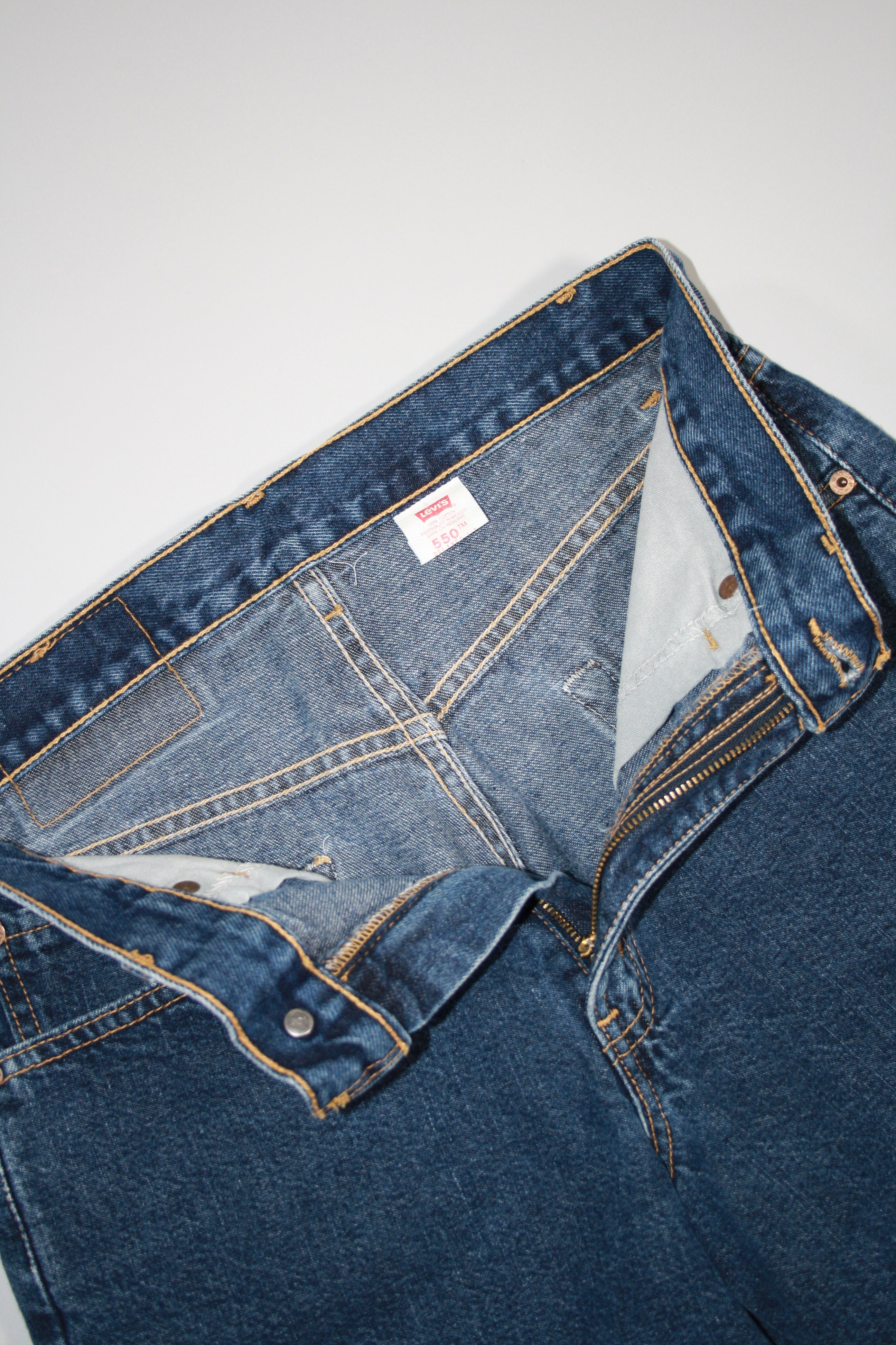 Vintage Levi Strauss & Co 550 Shorts, Relaxed Fit (29)